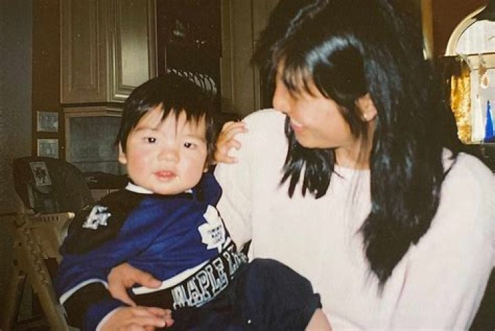 Discoveries And Insights About Edey Zach's Parents